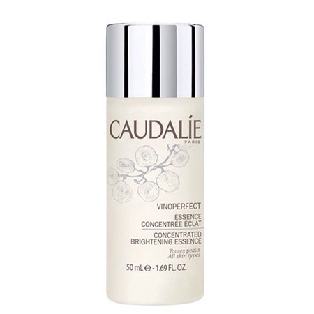 Caudalie, Caudalie Vinoperfect, Caudalie Vinoperfect Concentrated Brightening Essence, Caudalie Vinoperfect Concentrated Brightening Essence 50ml, Caudalie Vinoperfect Concentrated Brightening Essence รีวิว, เอสเซนส์, เอสเซนส์ Caudalie, ลดจุดด่างดำ, รอยสิว, ขาวกระจ่างใส